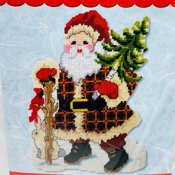 Woodland Santa Plastic Canvas Wall Hanging Kit - New - Picture 2 of 5